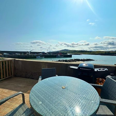 Cosy Portmor Log Cabin- Sea Views, Deck & Relaxation Malin Head Екстериор снимка